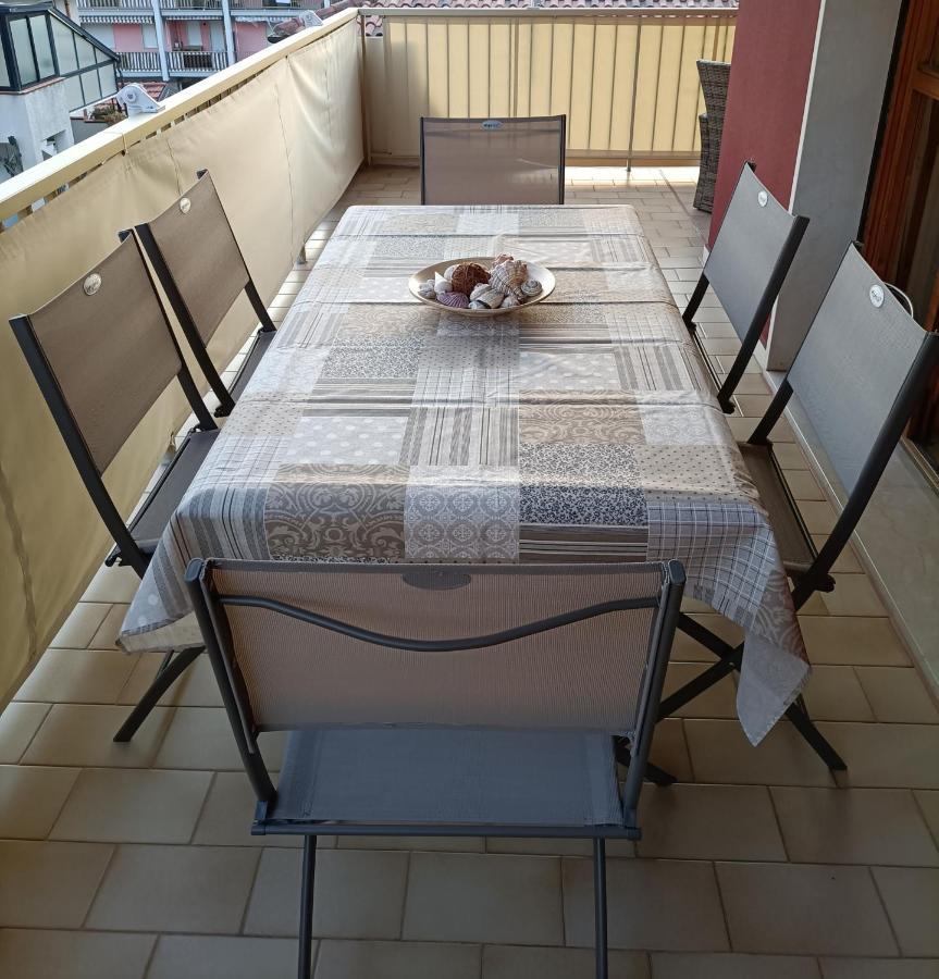 Casa A Un Passo Dal Mare Appartement Ventimiglia Buitenkant foto